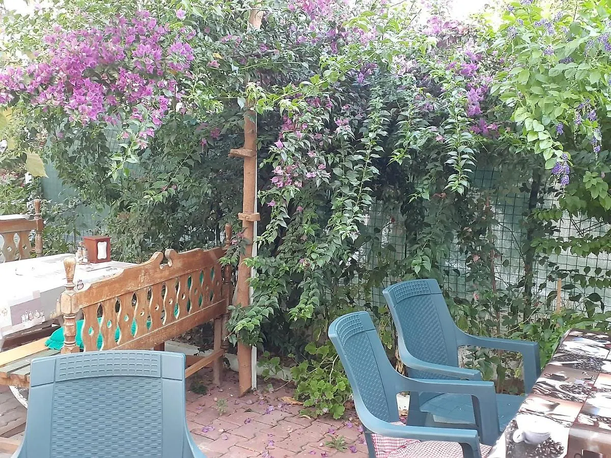 Samos Apart Pension Güzelçamlı